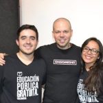 Residente con Jennifer y Alejandro. Imagen de Alejandro Palacios