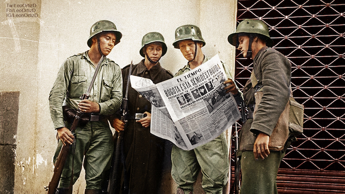 Militares leyendo "El Tiempo". 12 de abril de 1948. Imagen LeoOrtizD